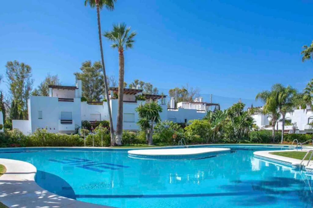 Villa Town House Puerto Banus/marbella - 200 M To Beach Marbellac